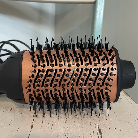 Revlon One-Step Hair Dryer & Volumizer Copper Smooth Edition Styler TESTED - Picture 2 of 8